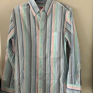 NWT IZOD men size s/p button down shirt
